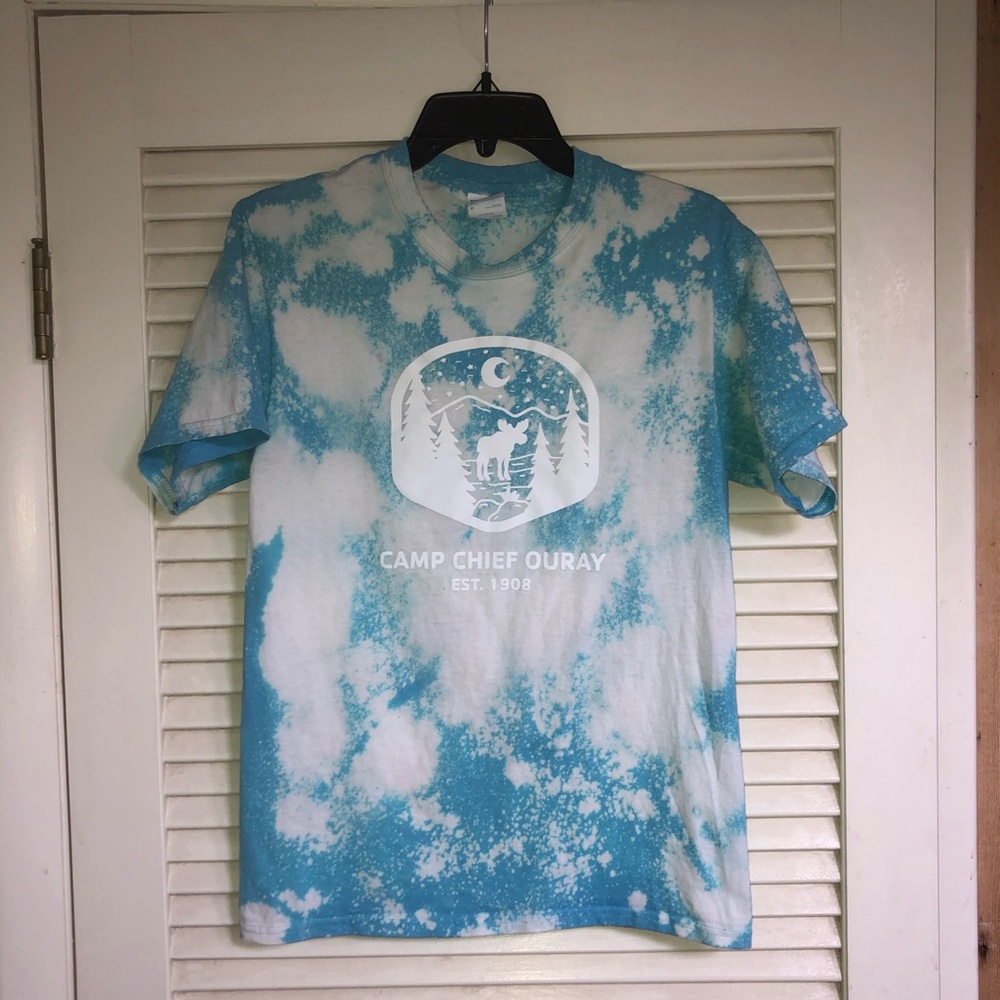 blue and white tie dye t shirt